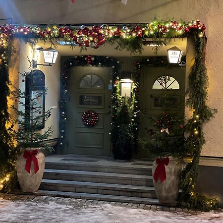 Hotel Jaemteborg Ostersund Ngoại thất bức ảnh